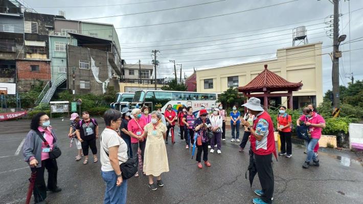 LINE_ALBUM_1140730志願服務觀摩研習_250801_93