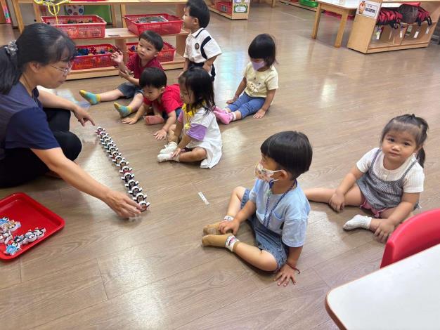 LINE_ALBUM_115.8.10-14_260816_14